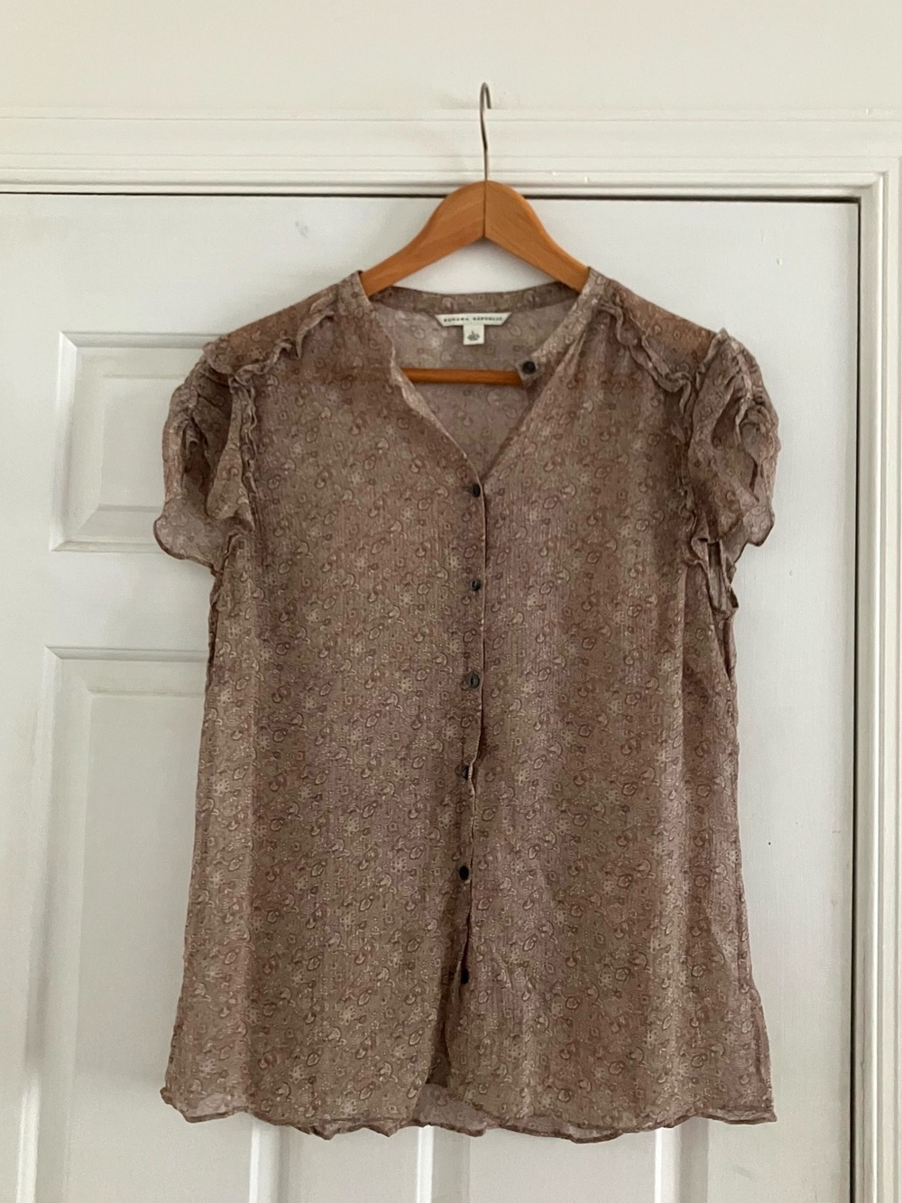 Banana Republic Brown Tan and White Y2k Silk Sheer Boho Chic top-size Large